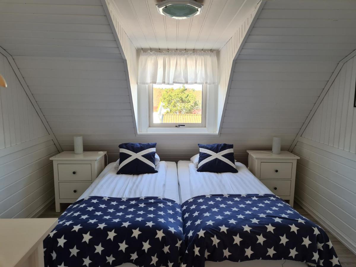 Missionshuset Bed & Breakfast Sandhamn Exterior foto