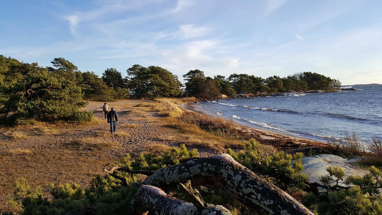Missionshuset Bed & Breakfast Sandhamn Exterior foto